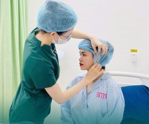 Khách hàng được chăm sóc tận tâm tại Lọ Lem